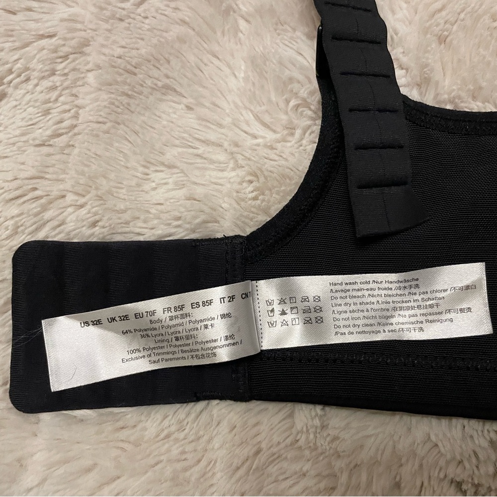 Sports bra - Picture 9 of 15